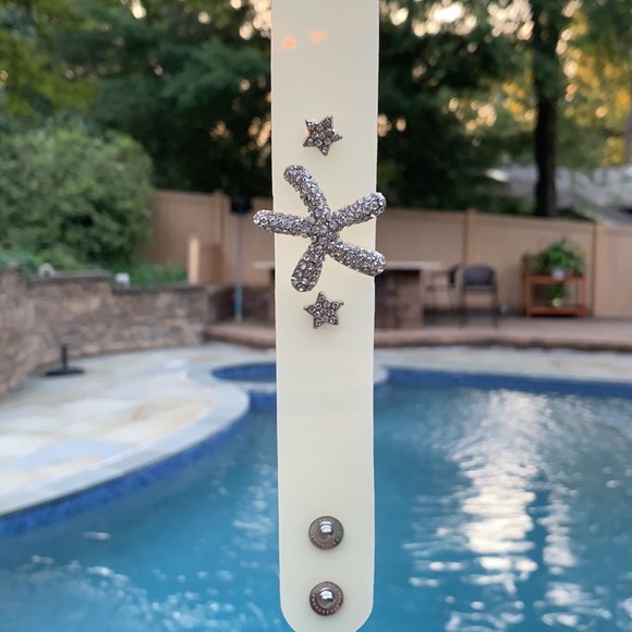 New Beautiful Star Fish Bracelet - Picture 6 of 6